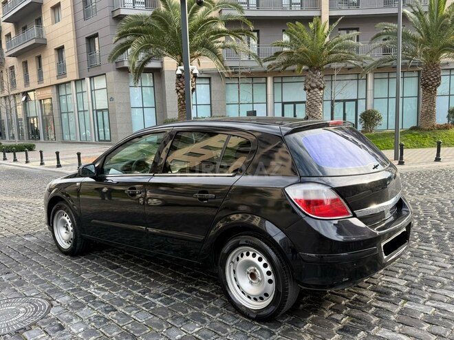 Opel Astra 2004, 305,000 km - 1.4 l - Bakı