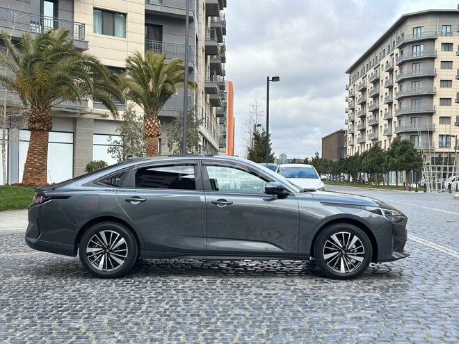 Changan Qiyuan A05 2025, 2,300 km - 1.5 l - Bakı