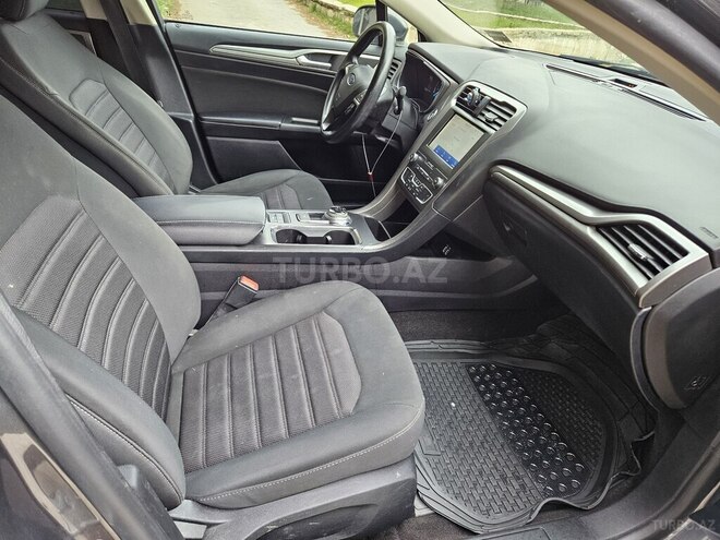 Ford Fusion (North America)-8