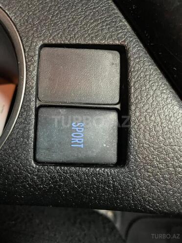 Toyota Corolla 2013, 199,000 km - 1.6 l - Bakı