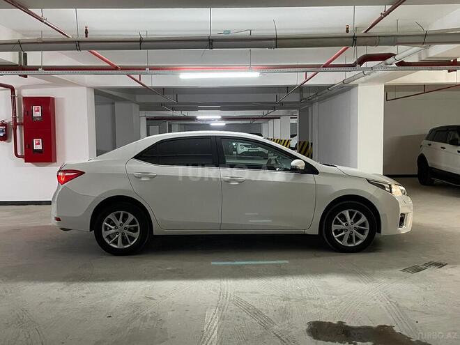 Toyota Corolla 2013, 199,000 km - 1.6 l - Bakı