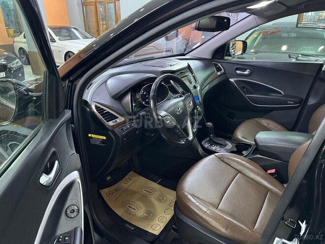 Hyundai Santa Fe-13