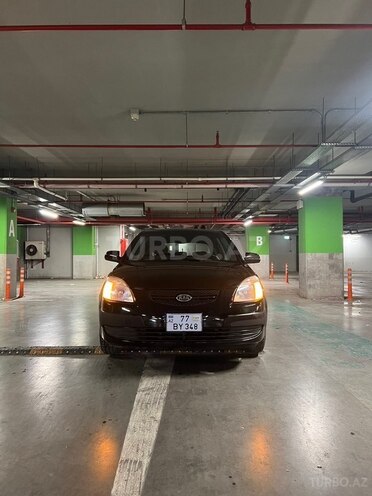 Kia Rio-1