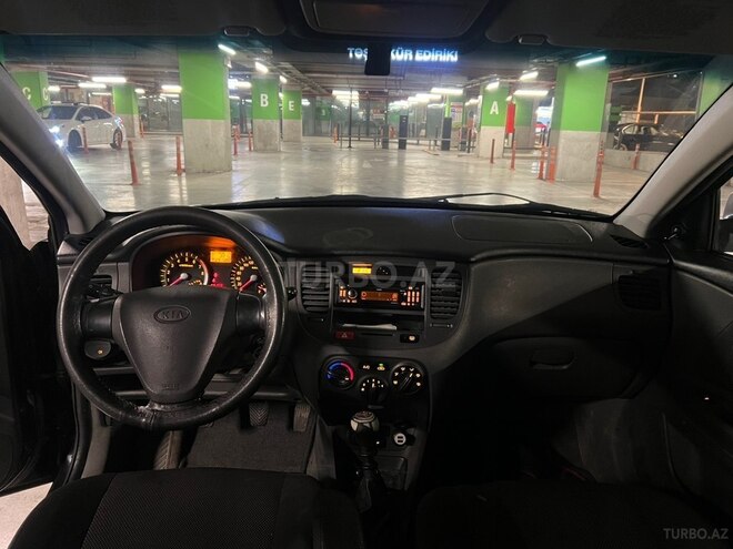 Kia Rio-3