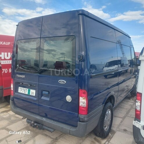 Ford Transit-2