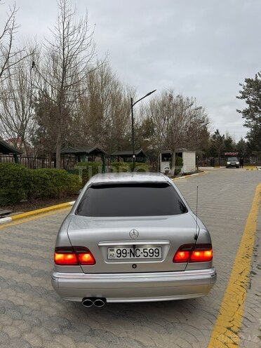 Mercedes E 220 1999, 607,000 km - 2.2 l - Bakı
