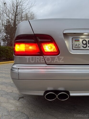 Mercedes E 220 1999, 607,000 km - 2.2 l - Bakı