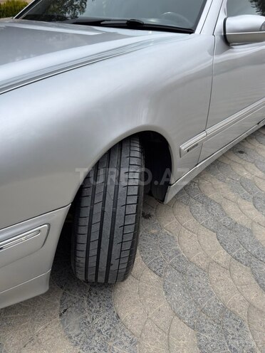 Mercedes E 220 1999, 607,000 km - 2.2 l - Bakı