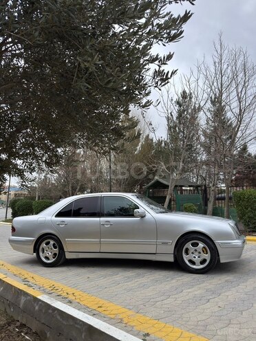 Mercedes E 220 1999, 607,000 km - 2.2 l - Bakı