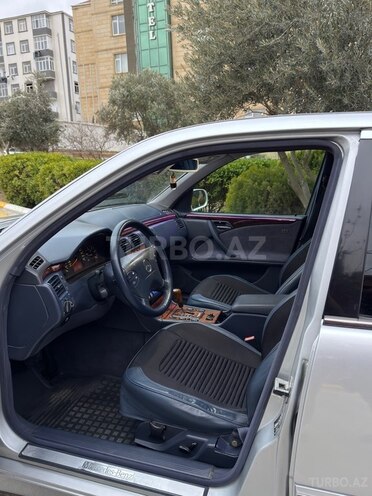 Mercedes E 220 1999, 607,000 km - 2.2 l - Bakı