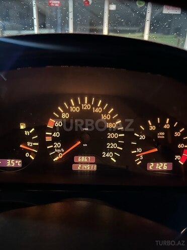Mercedes C 200 1998, 214,000 km - 2.0 l - Zaqatala
