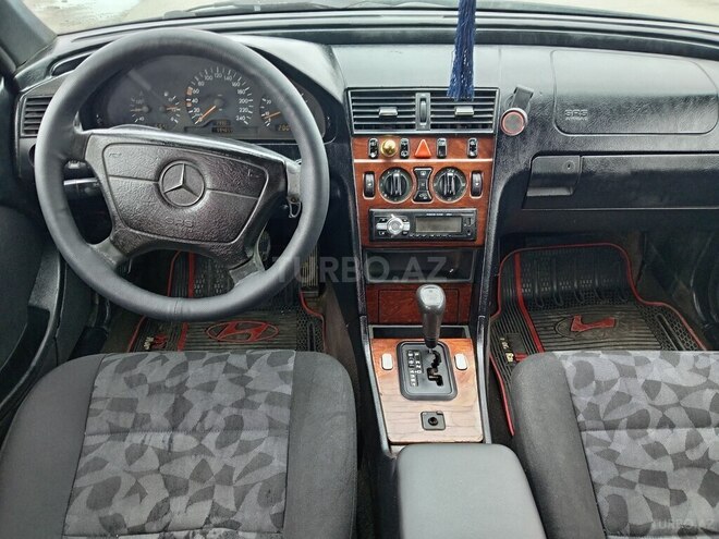 Mercedes C 180 1997, 250,000 km - 1.8 l - Sumqayıt