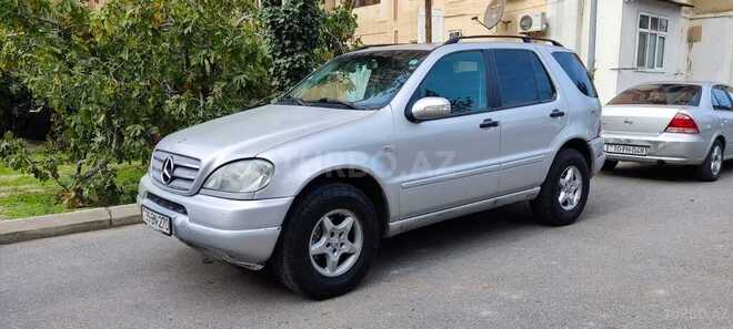 Mercedes ML 270-2