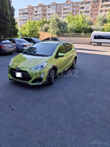 Toyota Aqua 2015, 141,000 km - 1.5 l - Bakı