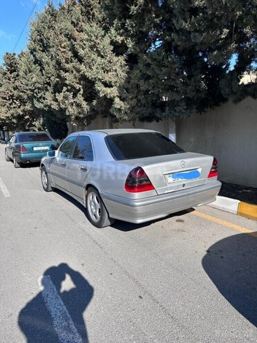 Mercedes C 220 1999, 999,900 km - 2.2 л - Bakı