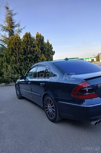 Mercedes E 220 2005, 425,000 km - 2.2 l - Bakı
