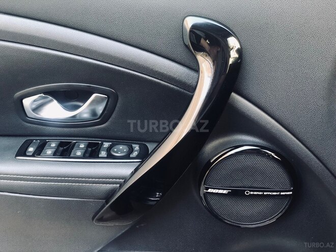 Renault Megane-5