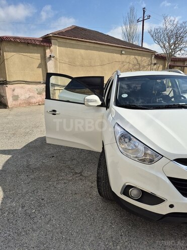 Hyundai ix35 2013, 181,000 km - 2.0 l - Bakı