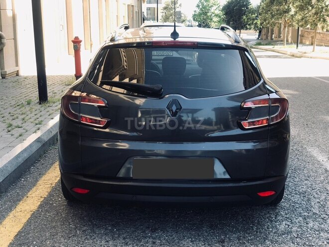Renault Megane-21