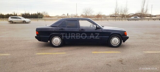 Mercedes 190 1990, 300,000 km - 2.0 л - Sabirabad