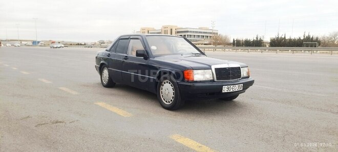 Mercedes 190 1990, 300,000 km - 2.0 л - Sabirabad