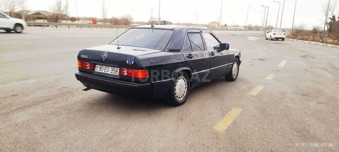 Mercedes 190 1990, 300,000 km - 2.0 л - Sabirabad