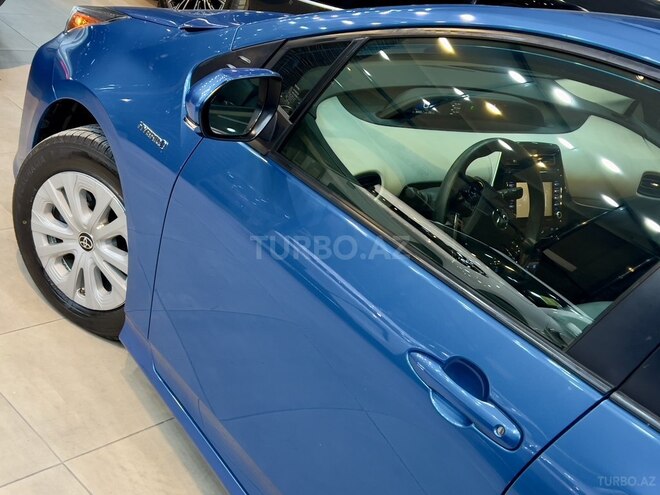 Toyota Prius-9