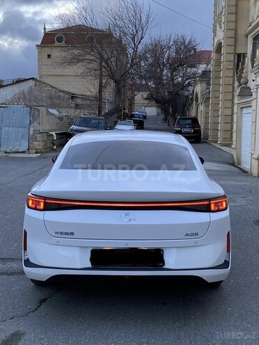 Changan Qiyuan A05 2024, 55,300 km - 1.5 л - Bakı