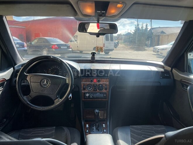 Mercedes C 180 1995, 214,336 km - 1.8 л - Bakı