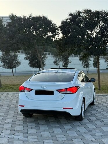 Hyundai Elantra 2015, 138,404 km - 1.8 л - Bakı