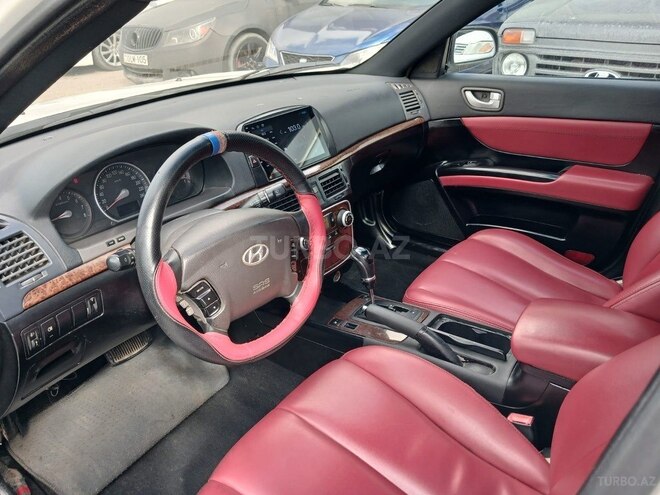 Hyundai Sonata-8