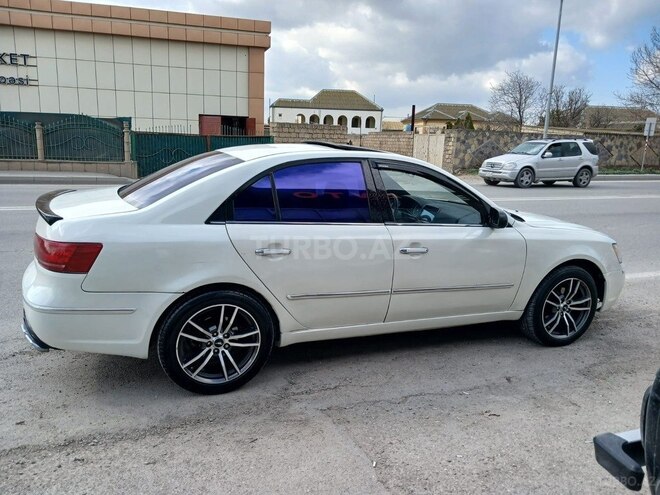 Hyundai Sonata-2