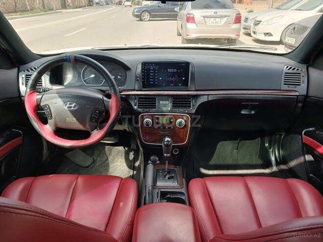 Hyundai Sonata-10