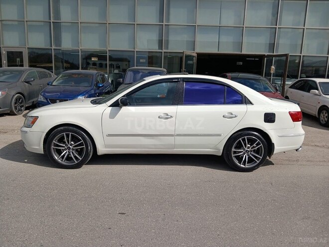 Hyundai Sonata-13