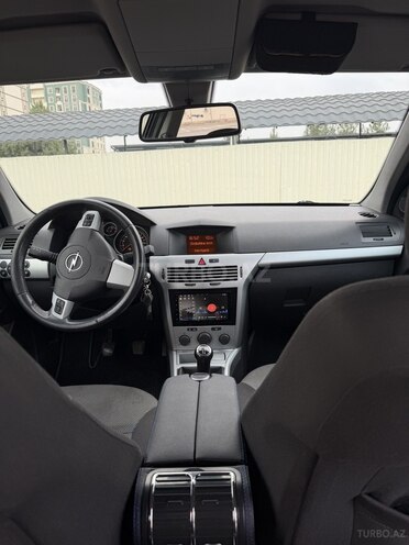 Opel Astra 2009, 322,000 km - 1.4 l - Gəncə