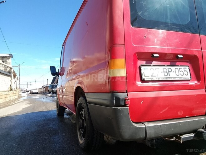 Ford Transit 2001, 450,000 km - 2.0 л - Qusar