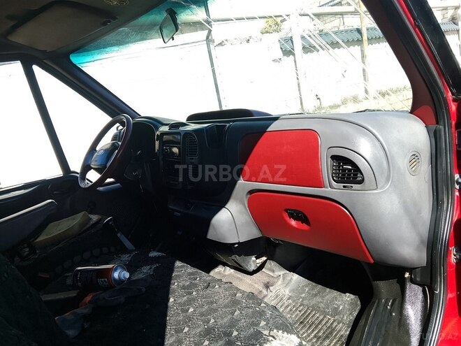 Ford Transit 2001, 450,000 km - 2.0 л - Qusar