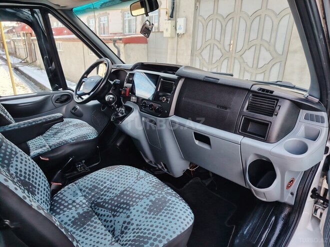 Ford Transit 2008, 290,000 km - 2.4 l - Quba