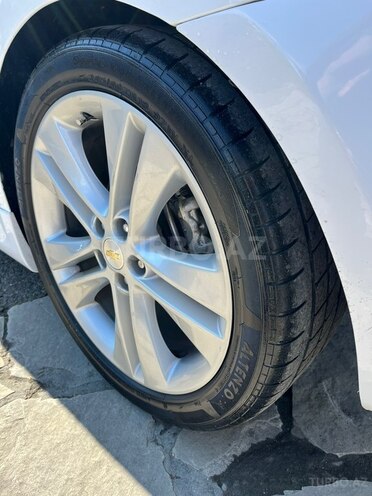 Chevrolet Cruze 2013, 178,032 km - 1.4 л - Ucar