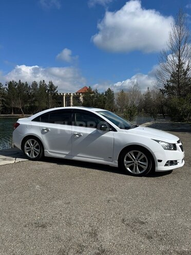 Chevrolet Cruze 2013, 178,032 km - 1.4 л - Ucar