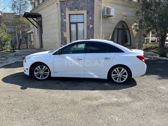 Chevrolet Cruze 2013, 178,032 km - 1.4 л - Ucar