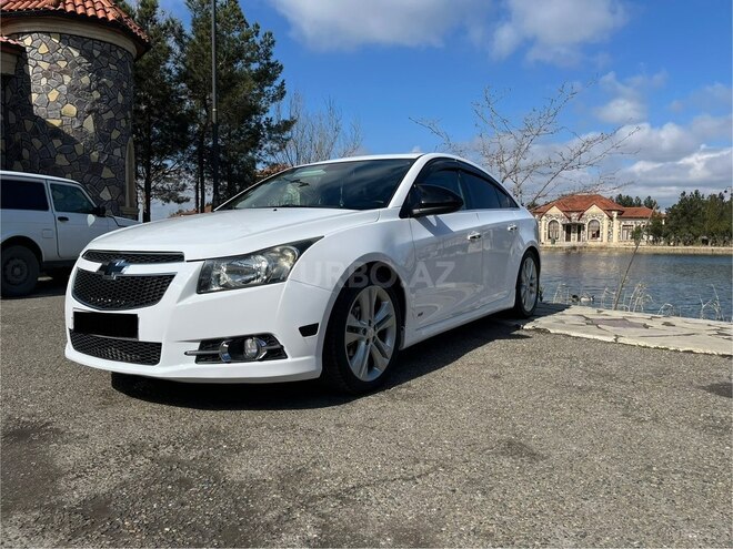 Chevrolet Cruze 2013, 178,032 km - 1.4 л - Ucar