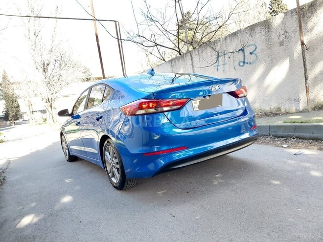Hyundai Elantra 2017, 137,000 km - 2.0 l - Bakı