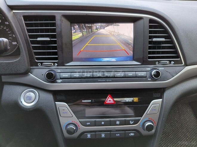 Hyundai Elantra 2017, 137,000 km - 2.0 l - Bakı