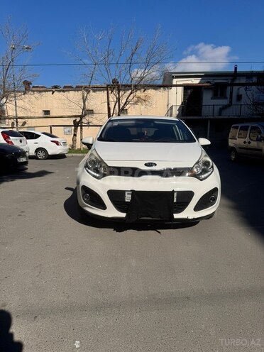 Kia Rio 2014, 391,000 km - 1.1 l - Bakı