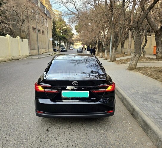 Toyota Camry-7