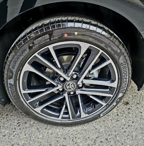 Toyota Camry-16
