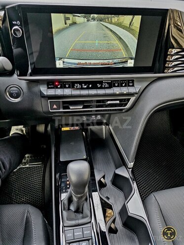 Toyota Camry-17