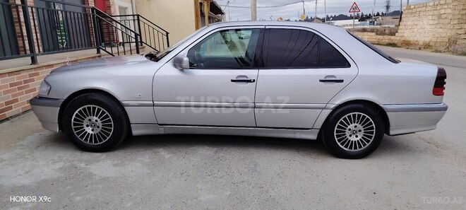 Mercedes C 180 2000, 305,000 km - 1.8 l - Bakı