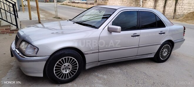 Mercedes C 180 2000, 305,000 km - 1.8 l - Bakı